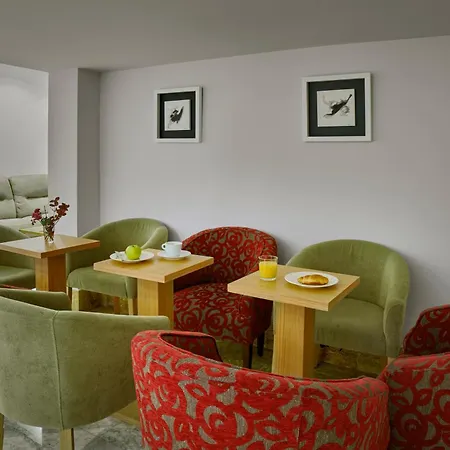Hotell Reyes Catolicos 3*