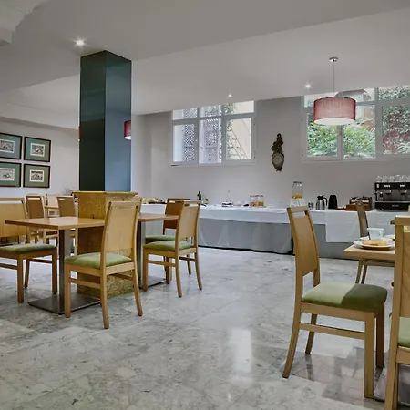 Reyes Catolicos Hotell 3*