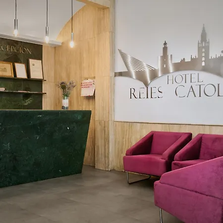 Reyes Catolicos 3* Seville