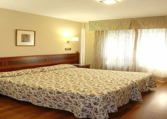 レイエス カトリコス ホテル セビリア